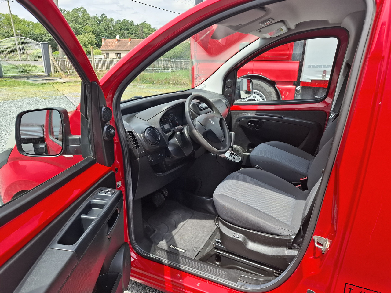 Leasing de PEUGEOT Peugeot Bipper 1.3 HDI PEUGEOT Peugeot Bipper 1.3 HDI: foto 11 Leasing de PEUGEOT Peugeot Bipper 1.3 HDI PEUGEOT Peugeot Bipper 1.3 HDI: foto 11