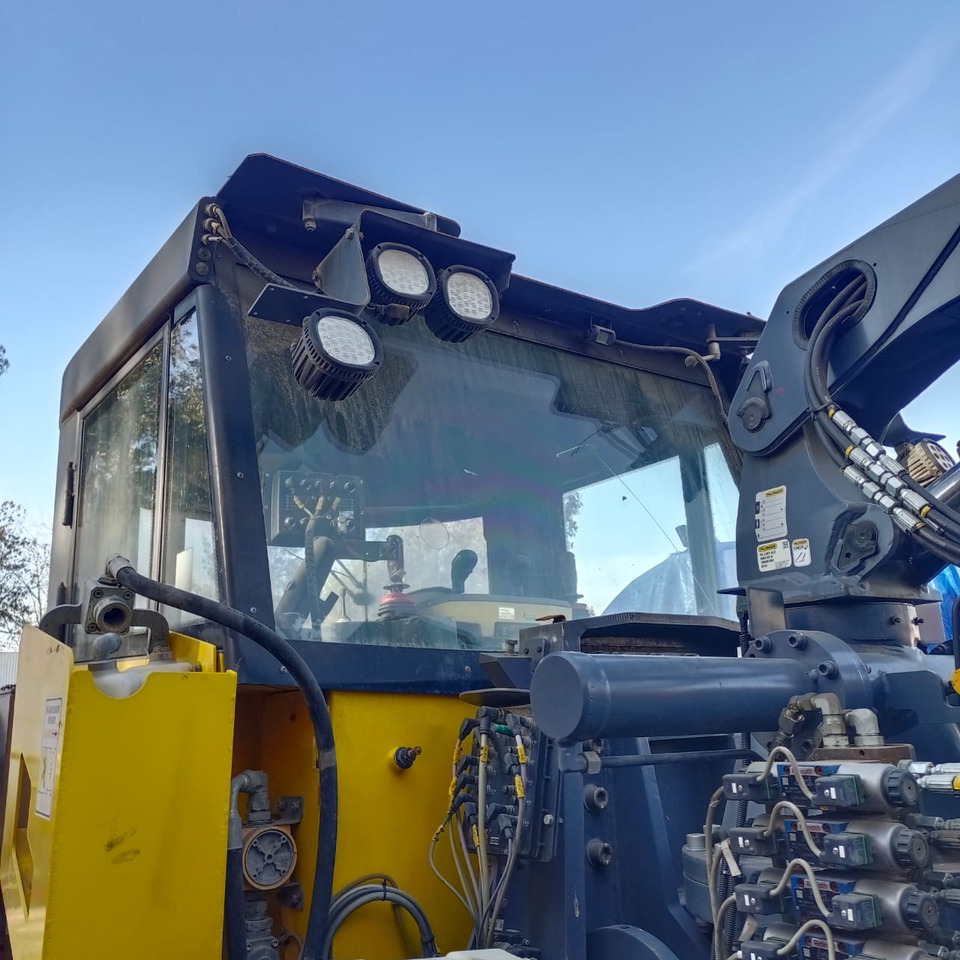 EPIROC BOLTEC S - Máquina de mineração: foto 1 EPIROC BOLTEC S - Máquina de mineração: foto 1