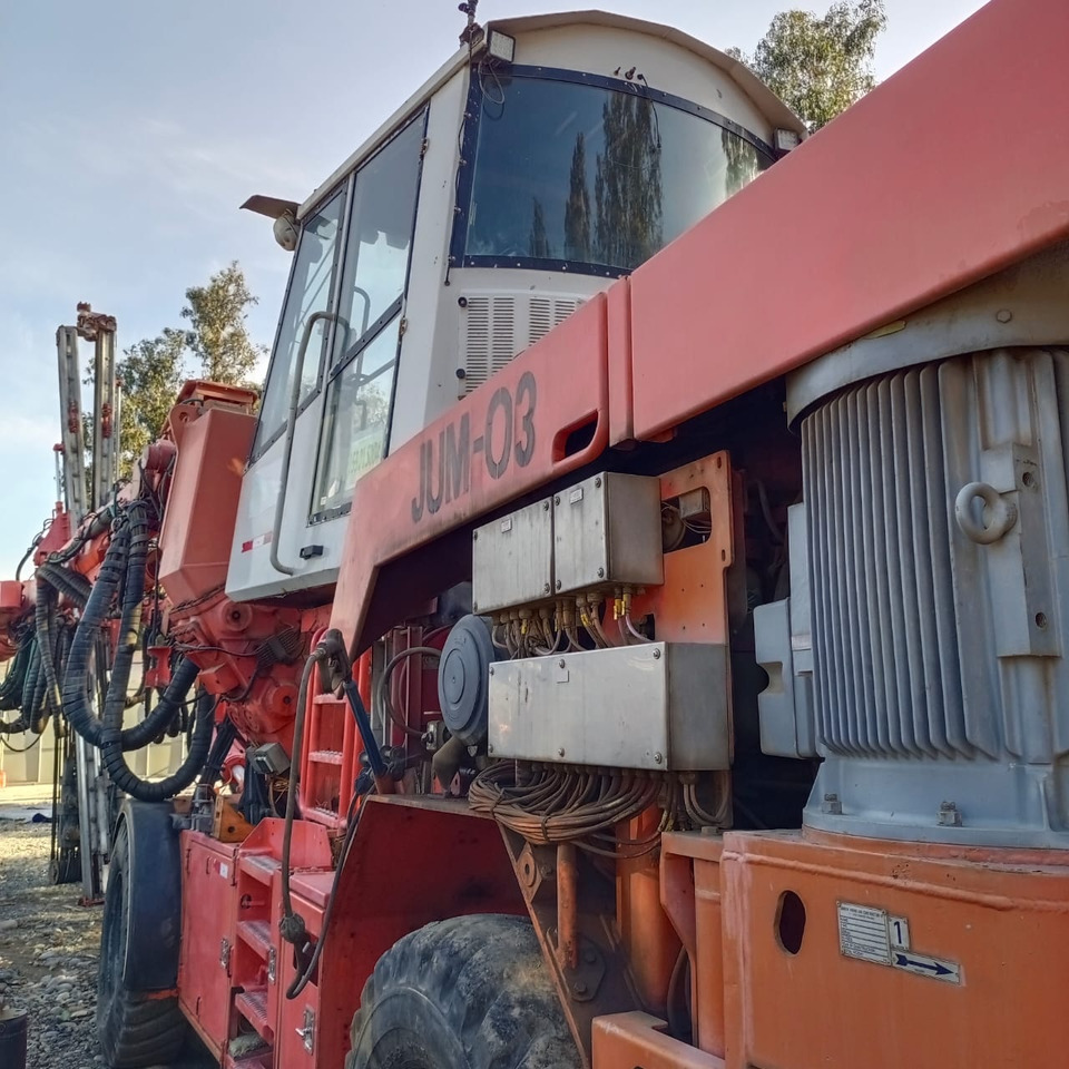 Máquina de mineração Sandvik DT1131-SC DT1230i: foto 36
