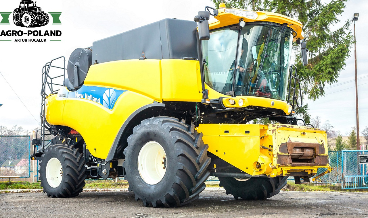 NEW HOLLAND CR 9060 - 2008 - 2554 h + HEDER 6,09 M - Ceifeira debulhadora: foto 1 NEW HOLLAND CR 9060 - 2008 - 2554 h + HEDER 6,09 M - Ceifeira debulhadora: foto 1