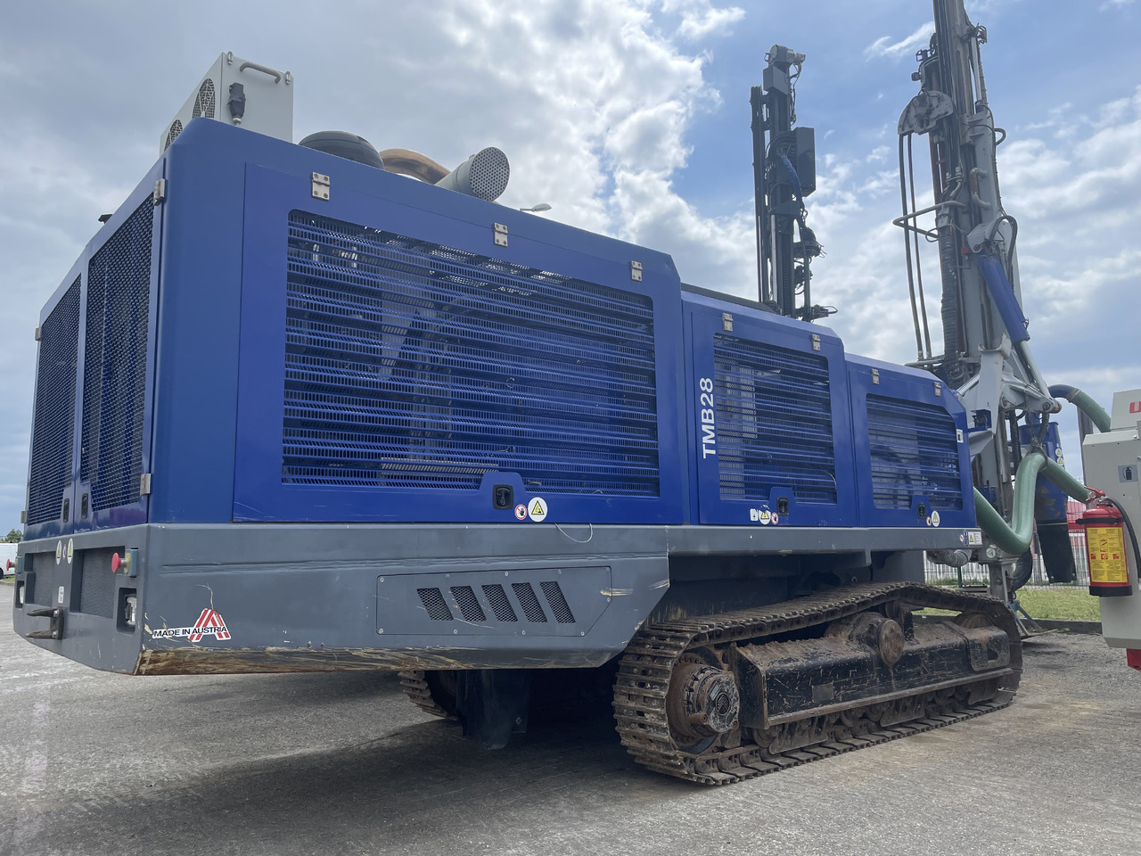 TM Bohrtechnik TMB 28 (DTH) - Máquina de perfuração: foto 3 TM Bohrtechnik TMB 28 (DTH) - Máquina de perfuração: foto 3