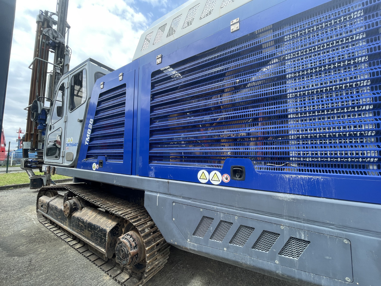 TM Bohrtechnik TMB 28 (DTH) - Máquina de perfuração: foto 4 TM Bohrtechnik TMB 28 (DTH) - Máquina de perfuração: foto 4