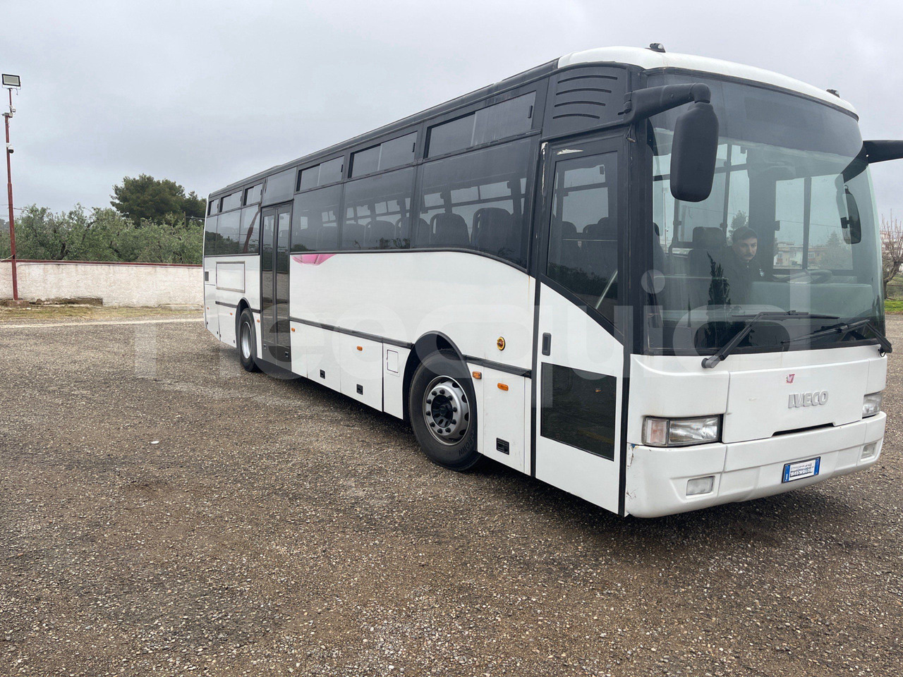 Irisbus 397E.12 - Ônibus suburbano: foto 1 Irisbus 397E.12 - Ônibus suburbano: foto 1
