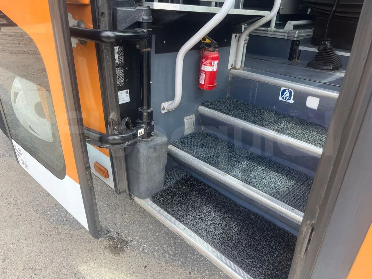 Ônibus suburbano Irisbus Ares: foto 11