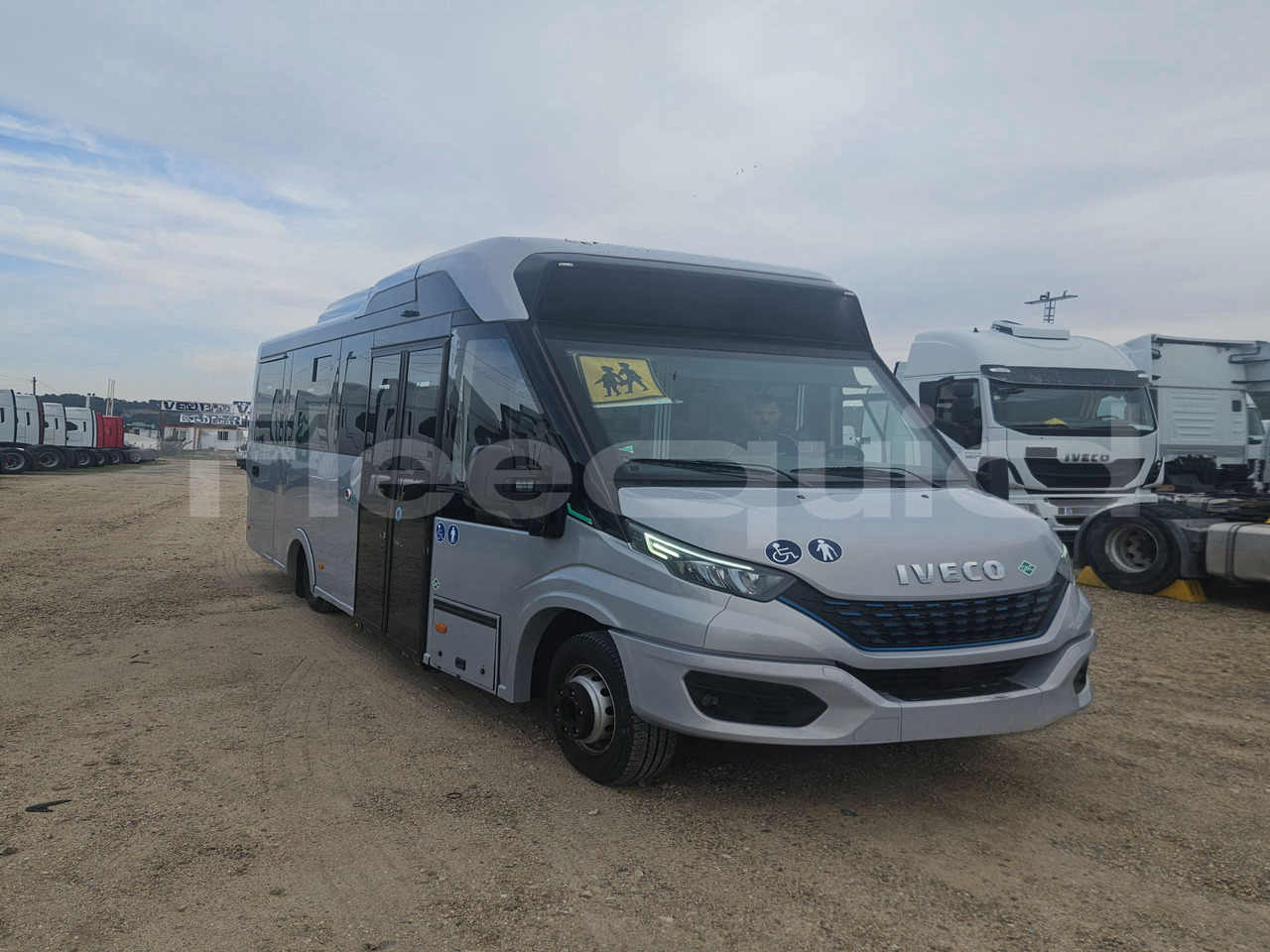Iveco Indcar - Minibus, Ônibus suburbano: foto 1 Iveco Indcar - Minibus, Ônibus suburbano: foto 1