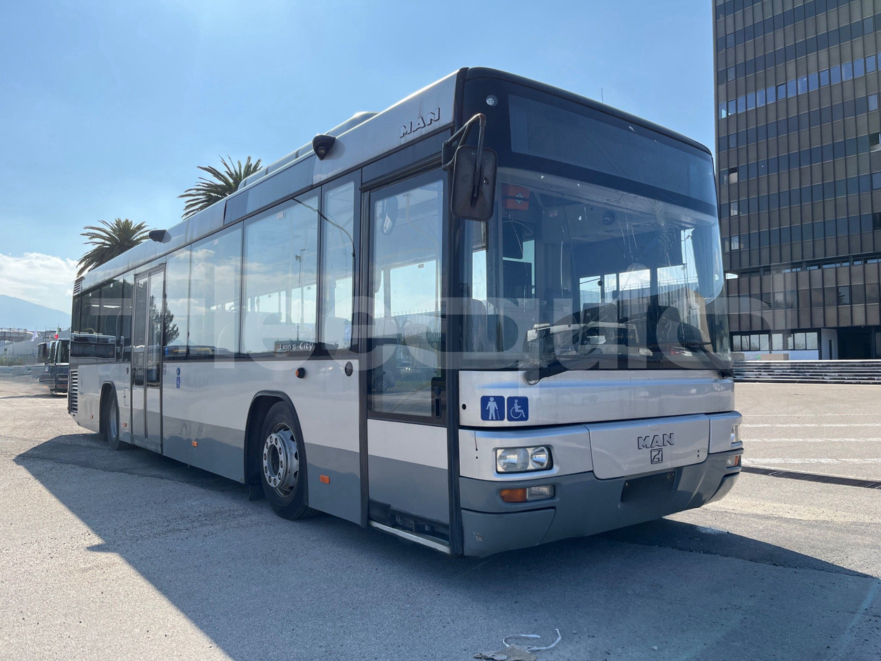 Man Lion's Classic - Ônibus suburbano: foto 1 Man Lion's Classic - Ônibus suburbano: foto 1
