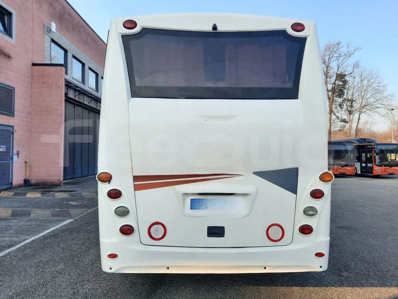 Mercedes-Benz MB1022 - Autocarro: foto 5 Mercedes-Benz MB1022 - Autocarro: foto 5