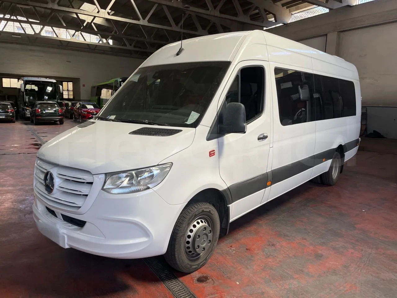 Mercedes-Benz Sprinter - Minibus, Furgão de passageiros: foto 4 Mercedes-Benz Sprinter - Minibus, Furgão de passageiros: foto 4