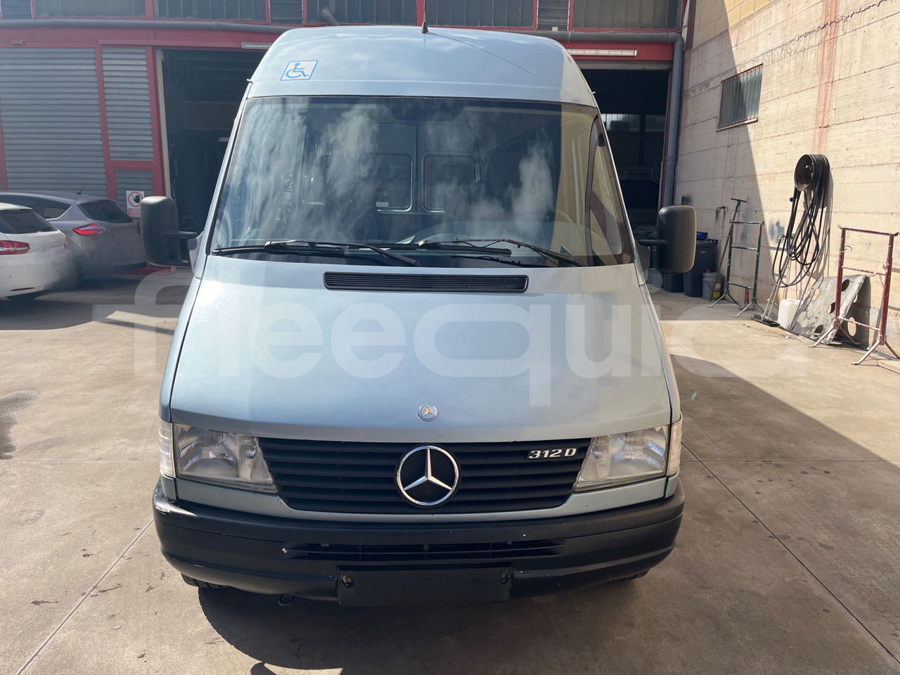 Mercedes-Benz Sprinter - Minibus, Furgão de passageiros: foto 2 Mercedes-Benz Sprinter - Minibus, Furgão de passageiros: foto 2
