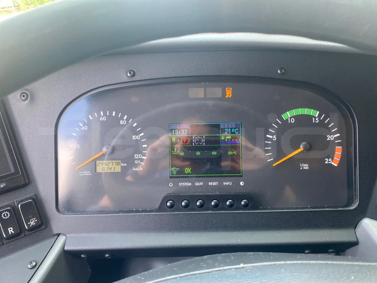 Mercedes-Benz Tourismo - Autocarro: foto 3 Mercedes-Benz Tourismo - Autocarro: foto 3