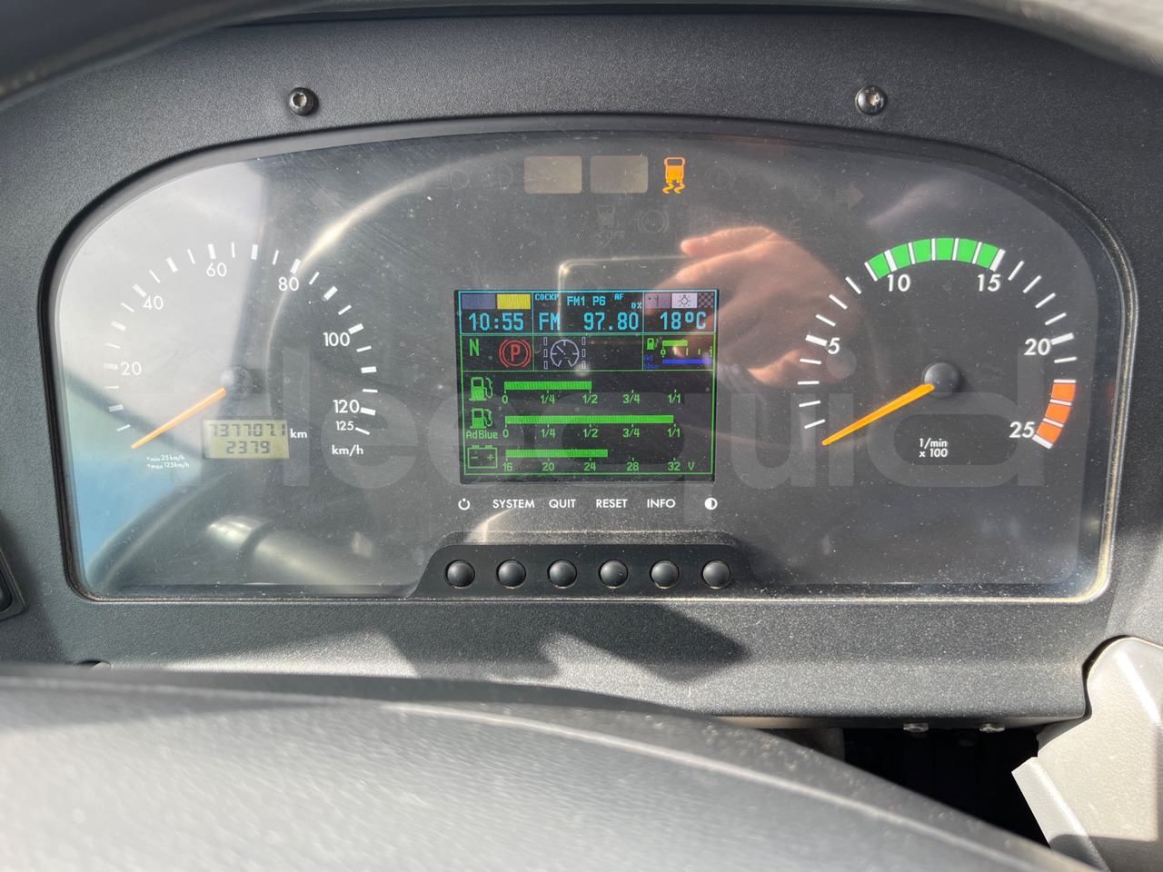 Mercedes-Benz Tourismo - Autocarro: foto 3 Mercedes-Benz Tourismo - Autocarro: foto 3