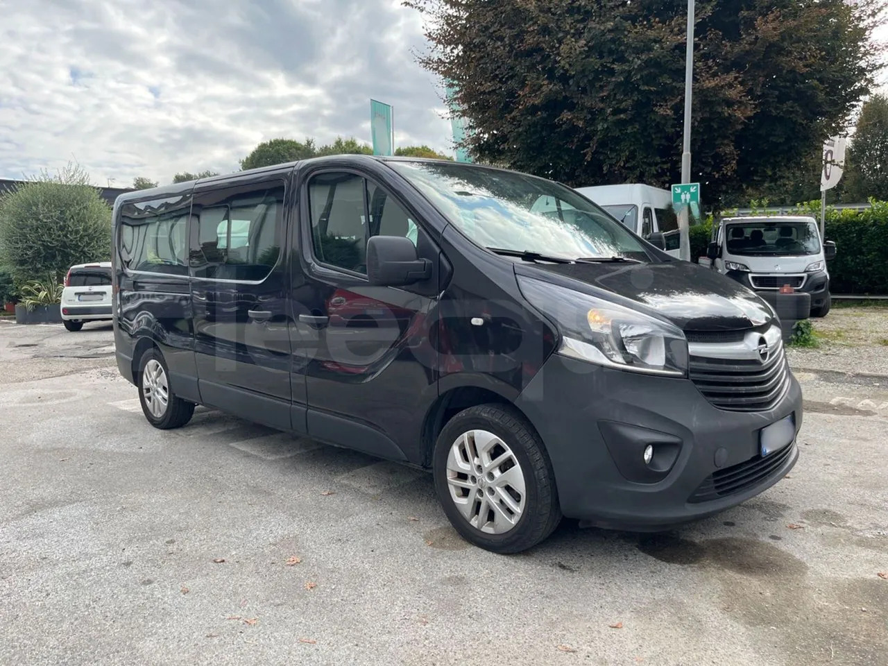 Opel Vivaro - B - Ônibus suburbano: foto 1 Opel Vivaro - B - Ônibus suburbano: foto 1
