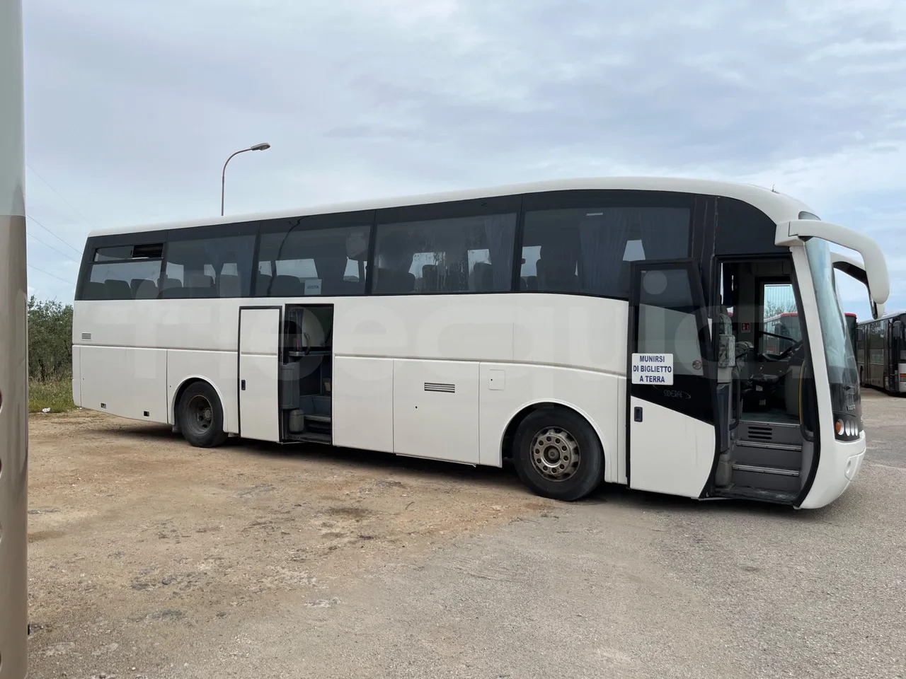 Autocarro Volvo B12: foto 14