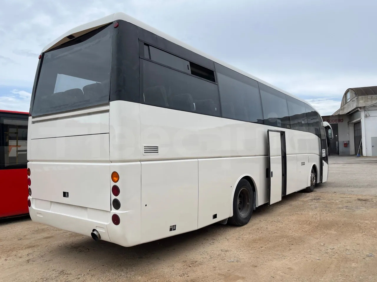 Autocarro Volvo B12: foto 10