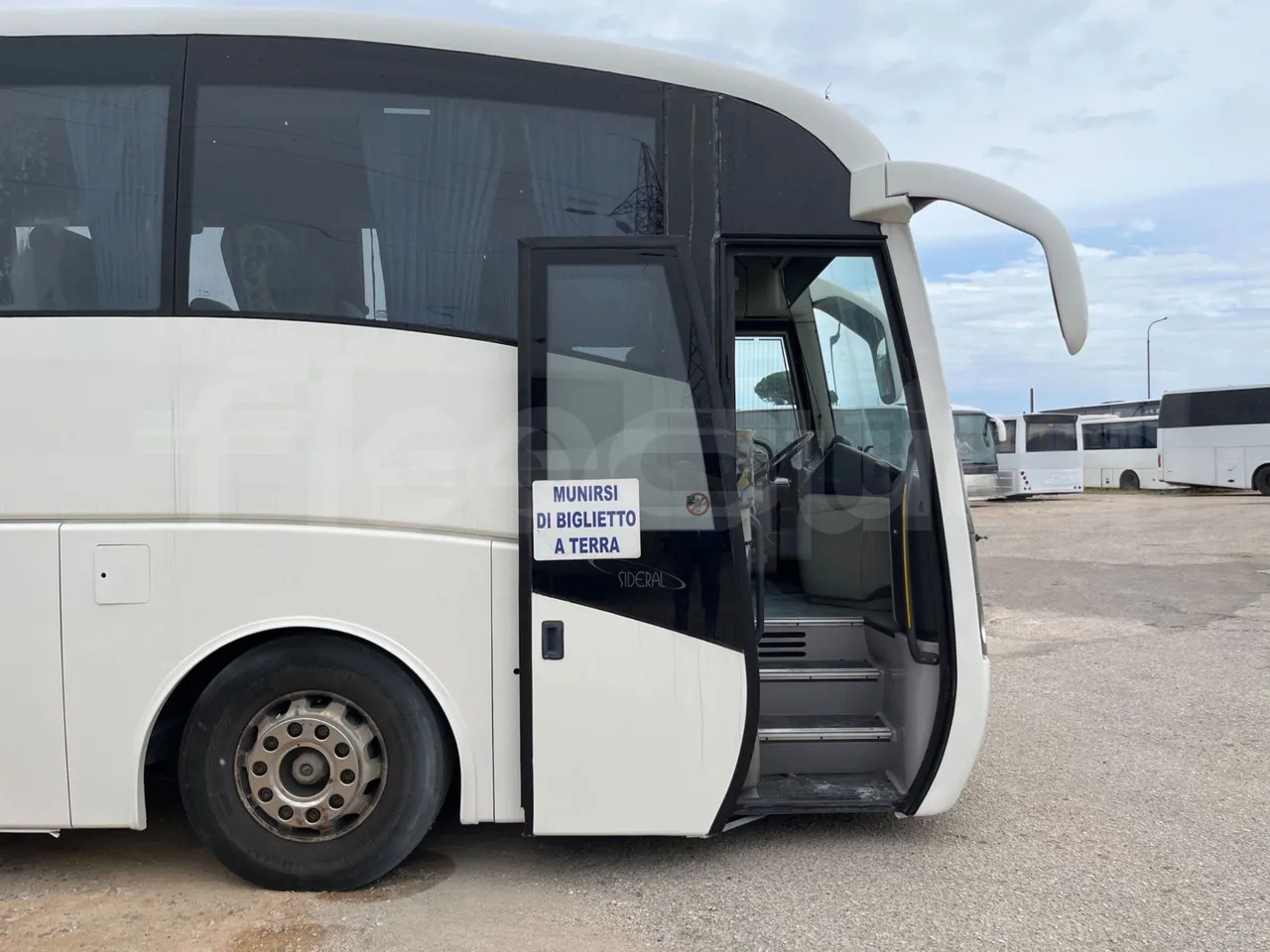 Autocarro Volvo B12: foto 15