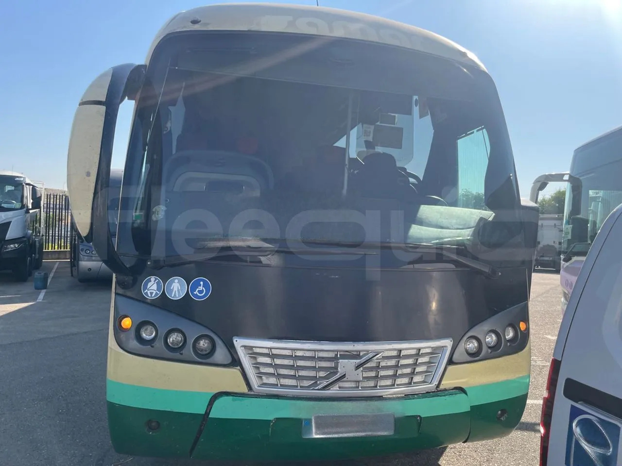 Volvo B12B - Autocarro: foto 2 Volvo B12B - Autocarro: foto 2