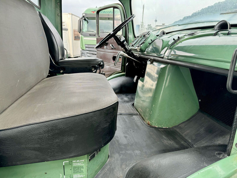 Mercedes-Benz LK 1313 Haubenwagen Oldtimer 3 Wischer hohe Scheibe - Camião basculante: foto 3 Mercedes-Benz LK 1313 Haubenwagen Oldtimer 3 Wischer hohe Scheibe - Camião basculante: foto 3