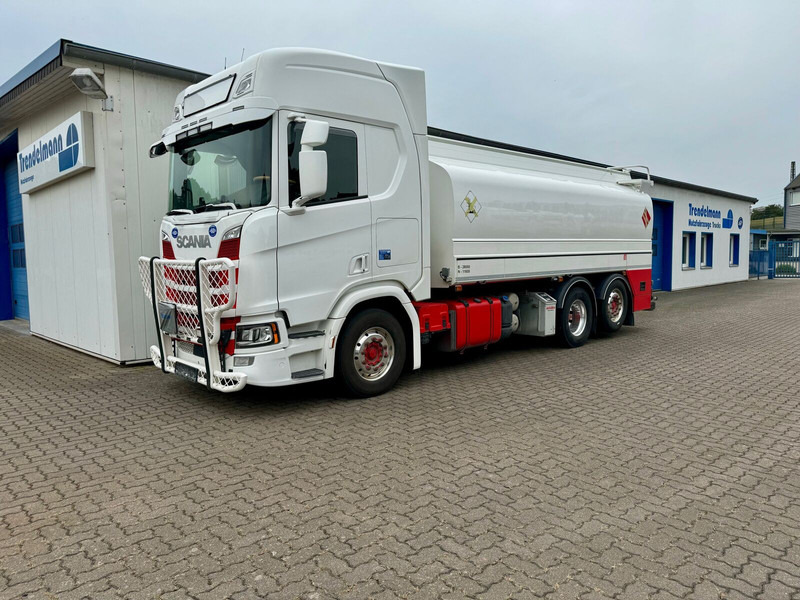 Scania R 500 Tankwagen Benzin-Diesel Oben und Unten Belfüllung - Caminhão tanque: foto 2 Scania R 500 Tankwagen Benzin-Diesel Oben und Unten Belfüllung - Caminhão tanque: foto 2