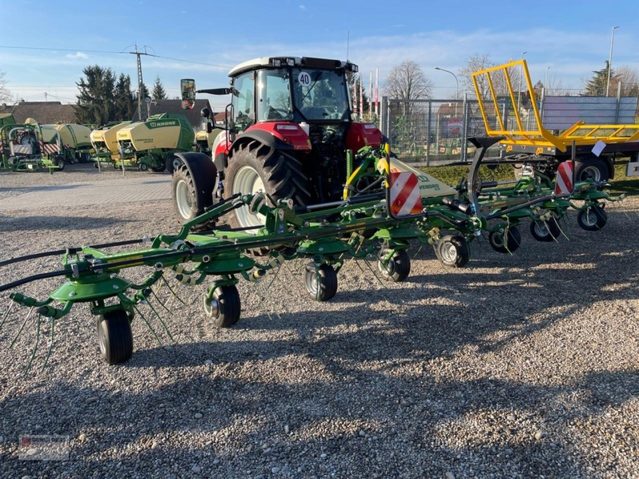 Krone VENDRO 820 - Ancinho enleirador: foto 2 Krone VENDRO 820 - Ancinho enleirador: foto 2