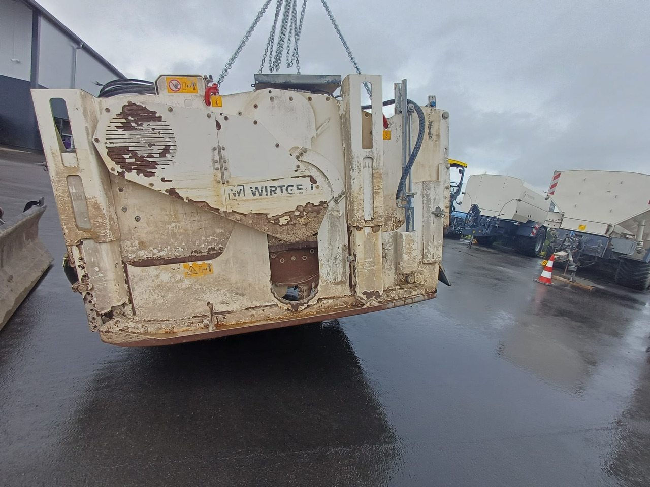 - Máquina de construção: foto 4 - Máquina de construção: foto 4