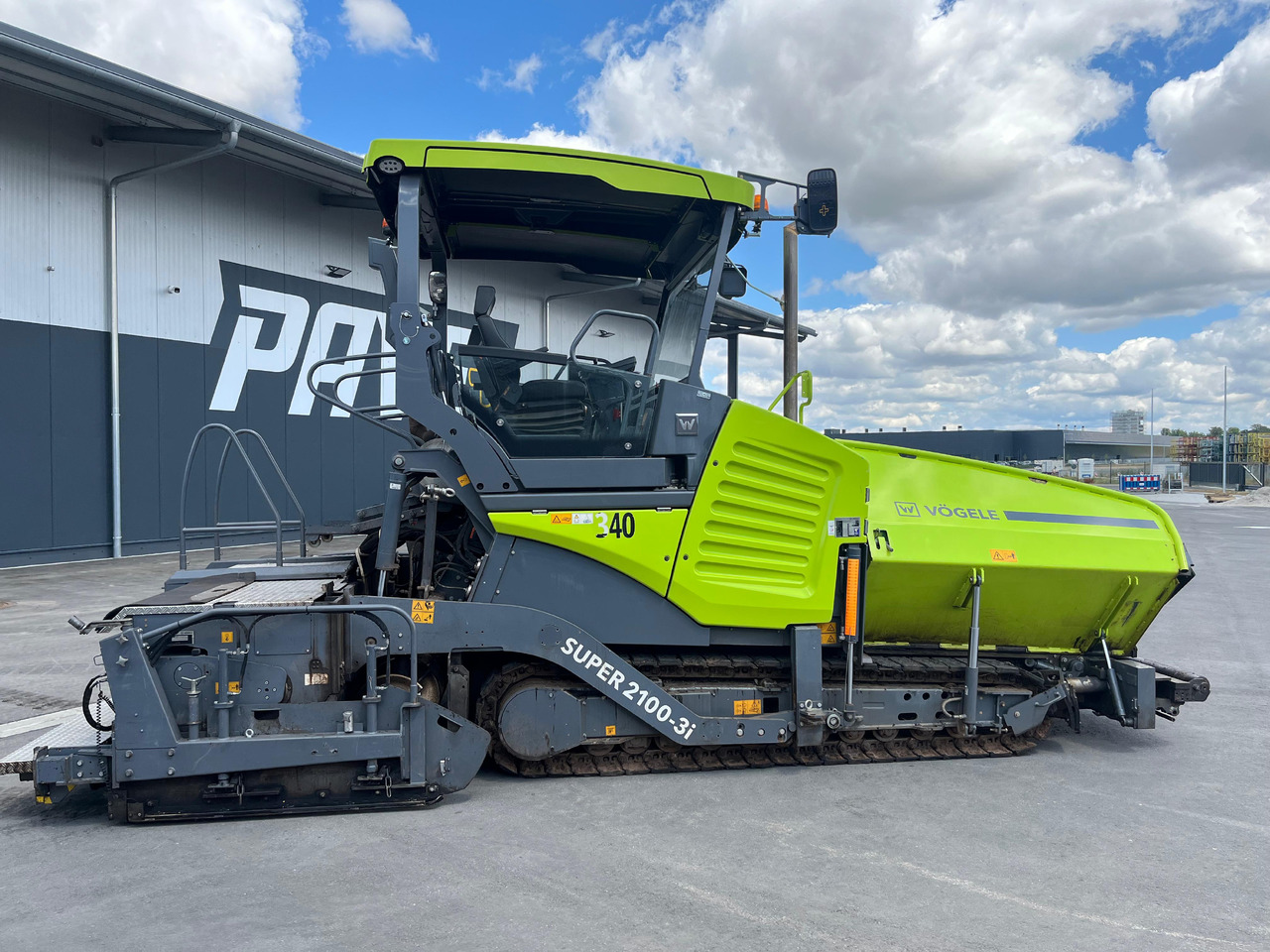 VÖGELE SUPER 2100-3i - Acabadora: foto 1 VÖGELE SUPER 2100-3i - Acabadora: foto 1