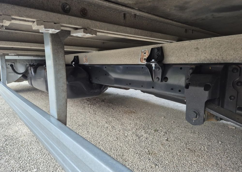 Iveco 35s14 140KM - Carrinha de lona: foto 5 Iveco 35s14 140KM - Carrinha de lona: foto 5