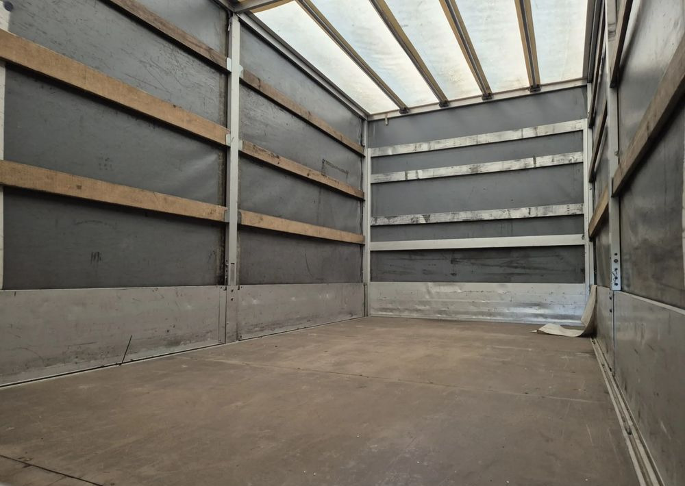 Renault Master 2.3 Plandeka 10 palet Bliźniaki - Carrinha de caixa aberta: foto 5 Renault Master 2.3 Plandeka 10 palet Bliźniaki - Carrinha de caixa aberta: foto 5