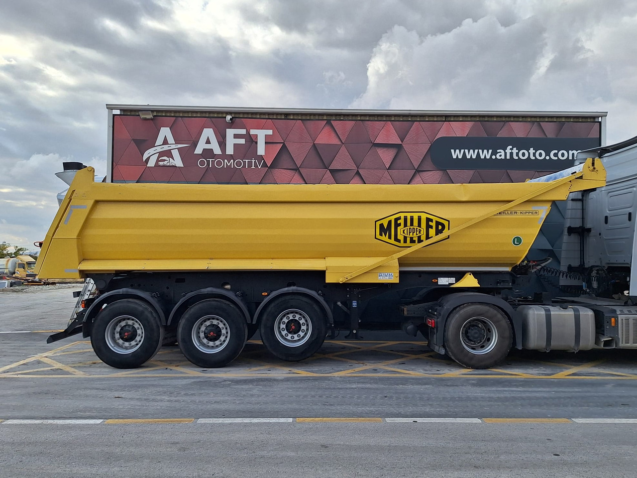 MEILLER - Semi-reboque basculante: foto 4 MEILLER - Semi-reboque basculante: foto 4