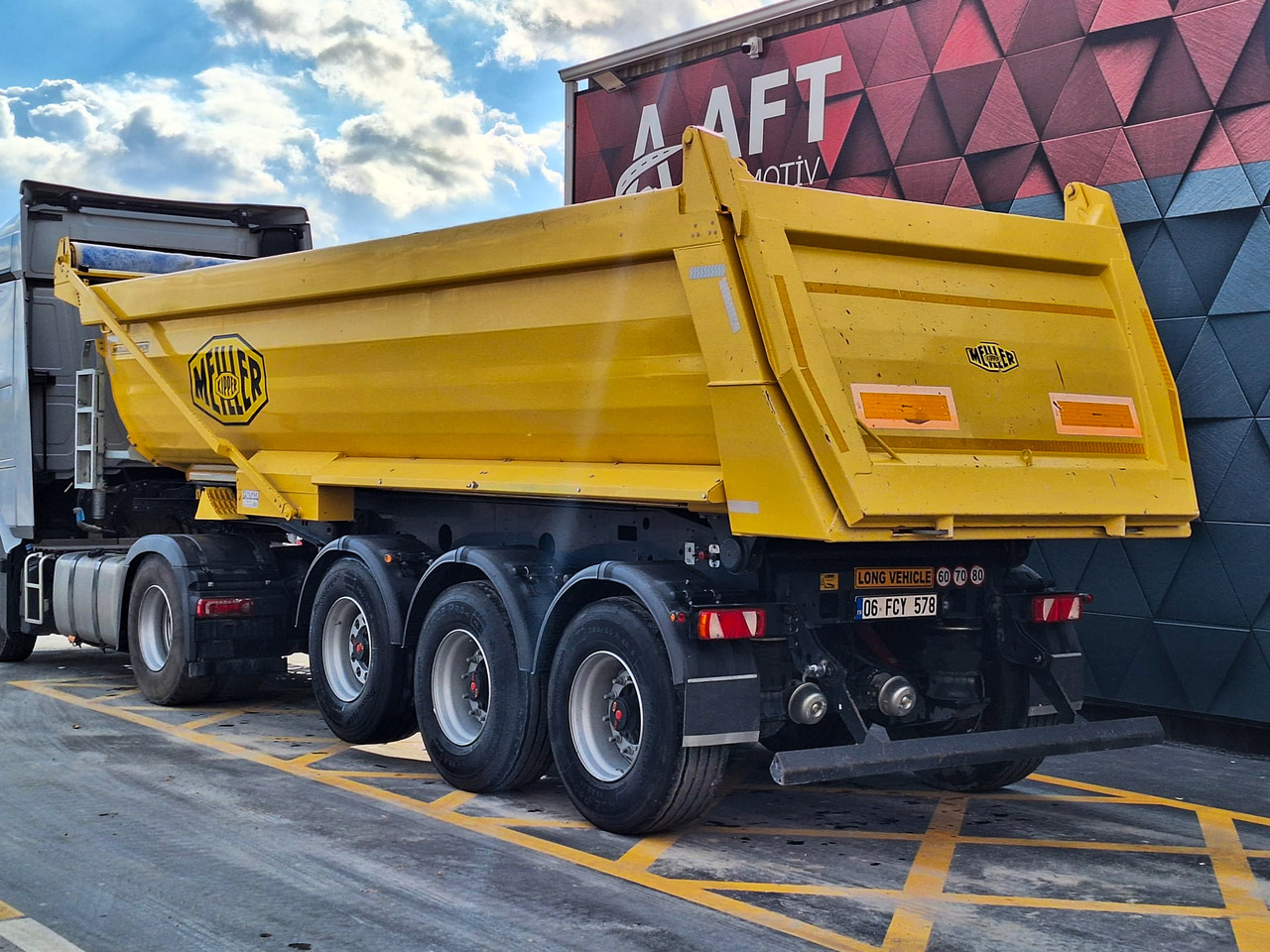 MEILLER - Semi-reboque basculante: foto 3 MEILLER - Semi-reboque basculante: foto 3