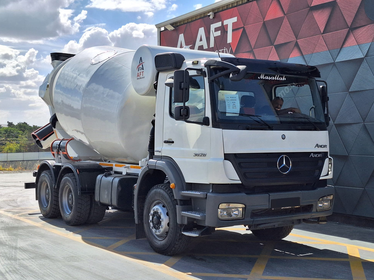 MERCEDES-BENZ AXOR 3028 - Camião betoneira: foto 3 MERCEDES-BENZ AXOR 3028 - Camião betoneira: foto 3