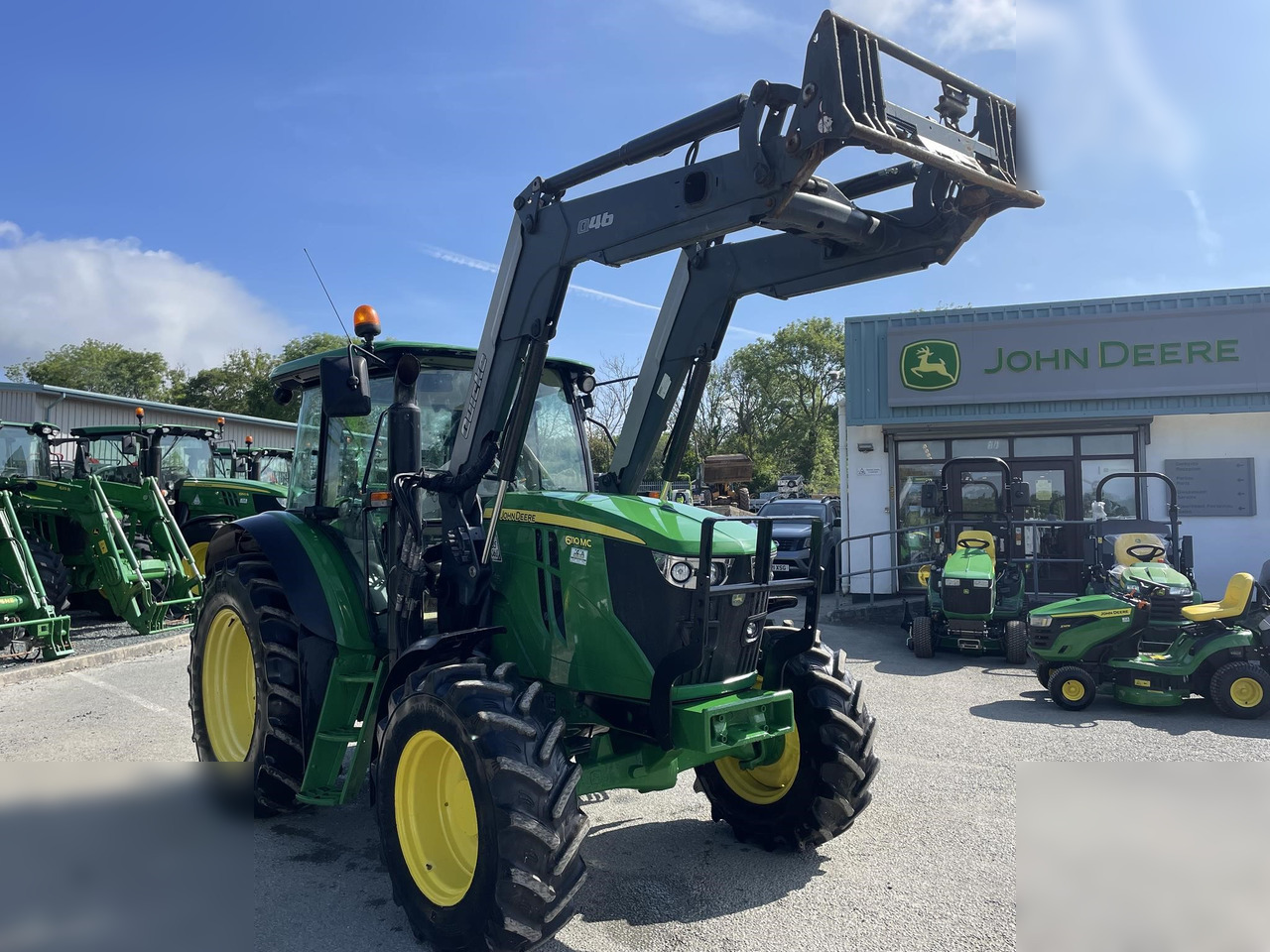 2016 JOHN DEERE 6110MC - Trator: foto 4 2016 JOHN DEERE 6110MC - Trator: foto 4