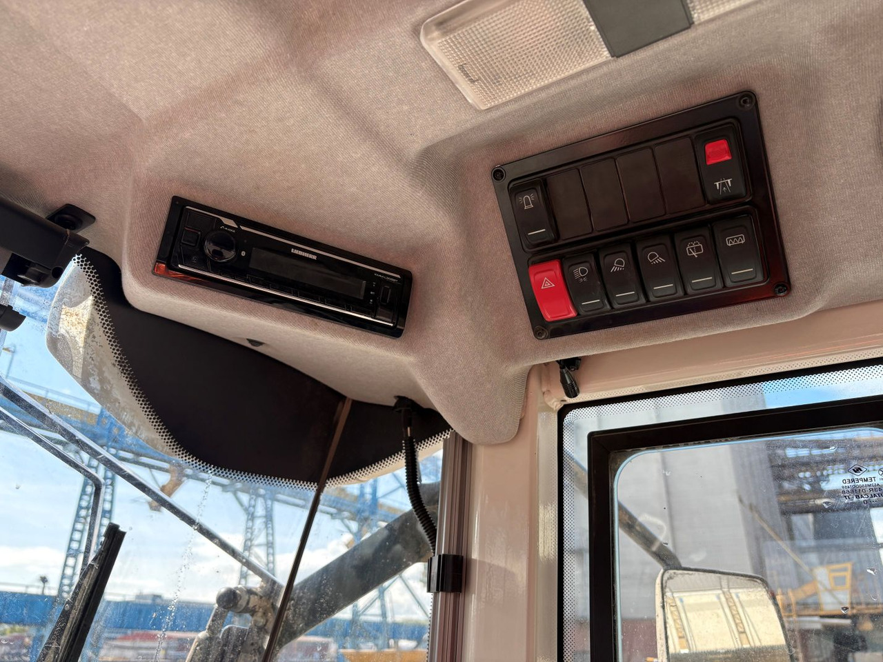 Pá carregadora de rodas LIEBHERR L538: foto 21