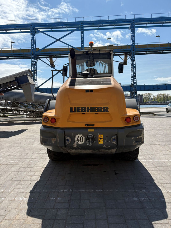 Pá carregadora de rodas LIEBHERR L538: foto 15