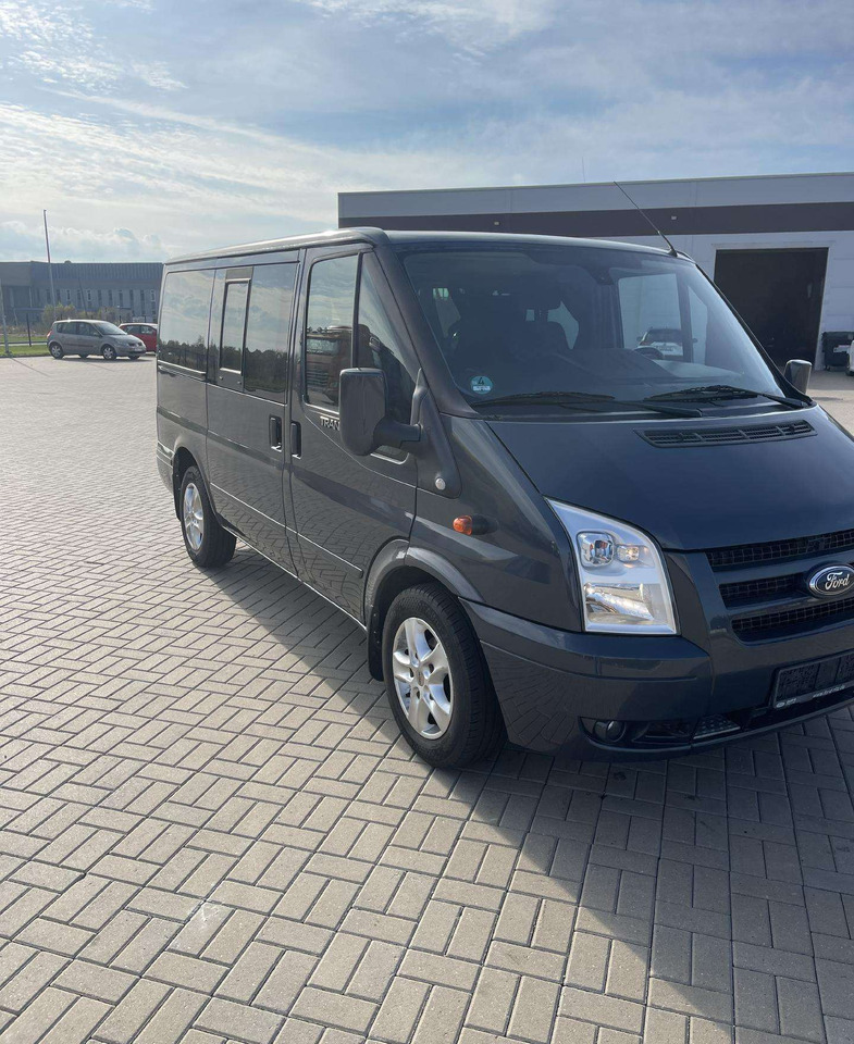 Ford Transit - Minibus, Furgão de passageiros: foto 2 Ford Transit - Minibus, Furgão de passageiros: foto 2