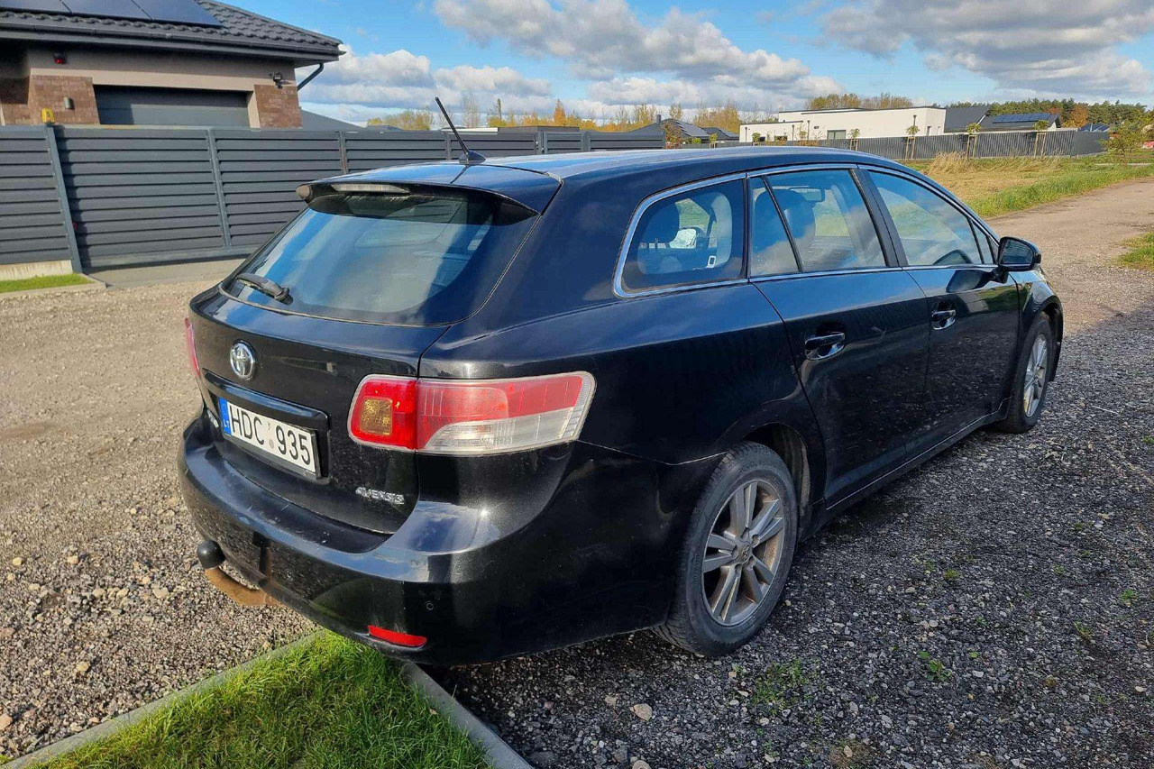 Toyota Avensis - Carrinha: foto 5 Toyota Avensis - Carrinha: foto 5