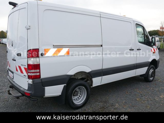 Mercedes-Benz Sprinter 516 L2 4x4 Werkstatt Sthzg. AHK Kamera - Furgão: foto 5 Mercedes-Benz Sprinter 516 L2 4x4 Werkstatt Sthzg. AHK Kamera - Furgão: foto 5