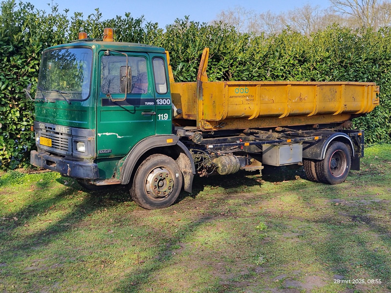 DAF 1300 - Camião transportador de contêineres/ Caixa móvel: foto 4 DAF 1300 - Camião transportador de contêineres/ Caixa móvel: foto 4