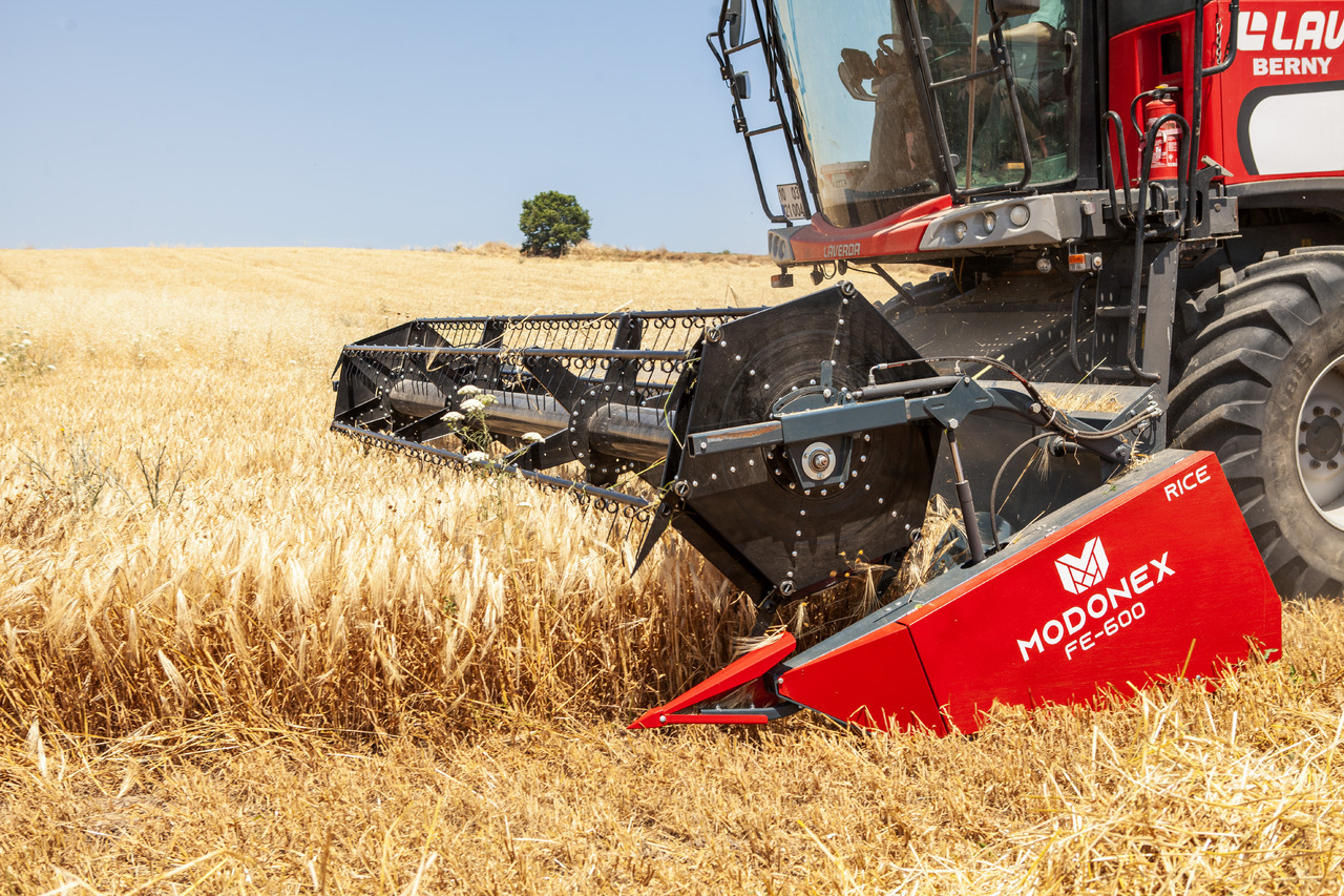 Modonex FE-600 - Plataforma para colheitadeira: foto 2 Modonex FE-600 - Plataforma para colheitadeira: foto 2