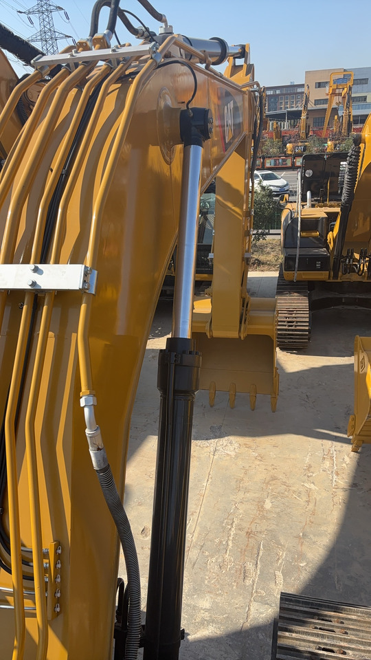 CATERPILLAR 330D2L - Escavadora de rastos: foto 4 CATERPILLAR 330D2L - Escavadora de rastos: foto 4