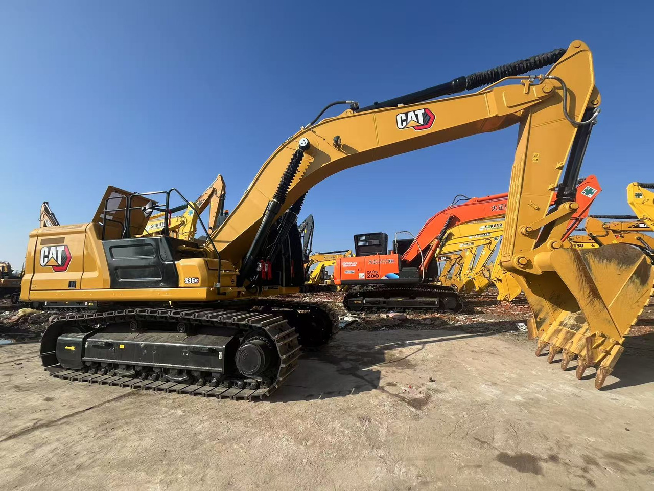 CATERPILLAR 336GC - Escavadora de rastos: foto 1 CATERPILLAR 336GC - Escavadora de rastos: foto 1