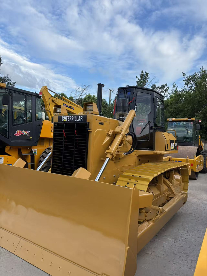 CATERPILLAR D6G caterpillar USA brand Heavy Duty Bulldozer For Mining & Road Construction - Buldôzer: foto 1 CATERPILLAR D6G caterpillar USA brand Heavy Duty Bulldozer For Mining & Road Construction - Buldôzer: foto 1