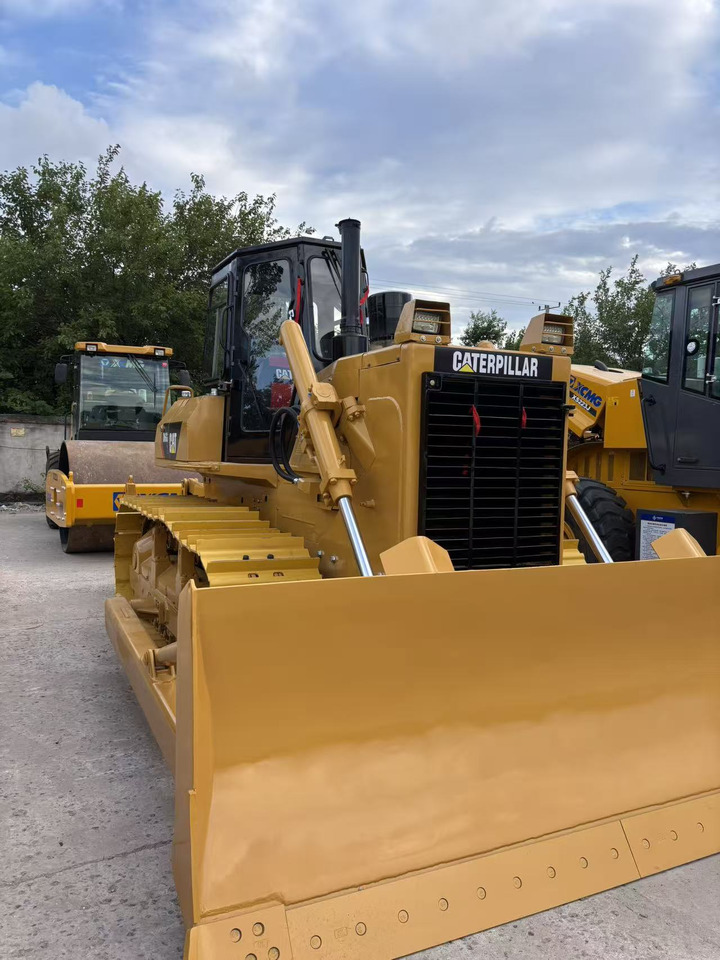 CATERPILLAR D6G caterpillar USA brand Heavy Duty Bulldozer For Mining & Road Construction - Buldôzer: foto 3 CATERPILLAR D6G caterpillar USA brand Heavy Duty Bulldozer For Mining & Road Construction - Buldôzer: foto 3
