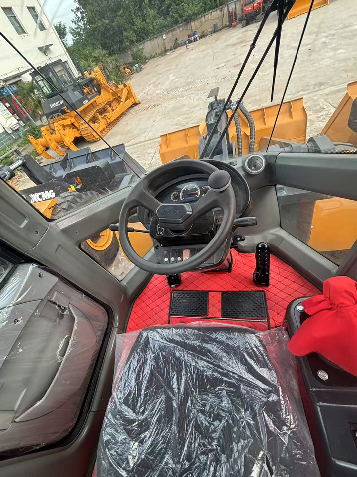 XCMG ZL50GN low hour front loader for sale - Pá carregadora de rodas: foto 5 XCMG ZL50GN low hour front loader for sale - Pá carregadora de rodas: foto 5