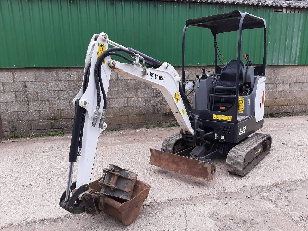 Bobcat E 19 - Mini escavadeira: foto 1 Bobcat E 19 - Mini escavadeira: foto 1