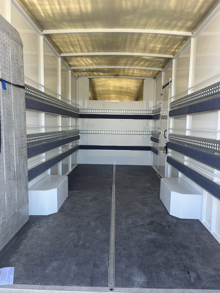 NISSAN INTERSTAR 2.3DCI170 PLANCHE CABINE - Carrinha de contentor: foto 5 NISSAN INTERSTAR 2.3DCI170 PLANCHE CABINE - Carrinha de contentor: foto 5