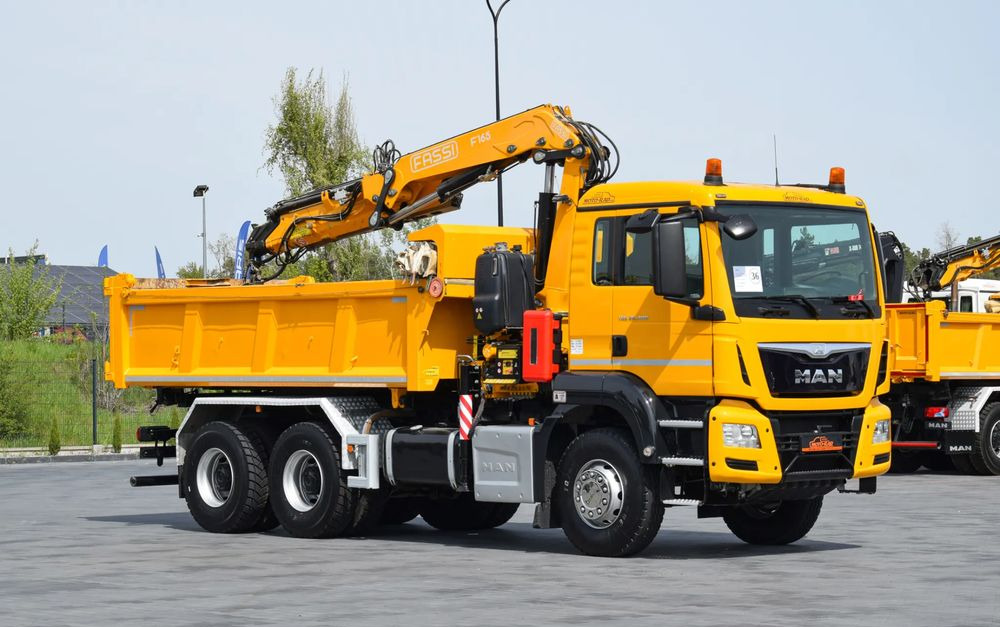 MAN TGS 26.400 / 6x4 / EURO 6 / UDT / HDS FASSI 165 / WYSUW x3 / ROTATOR / CHWYTAK / STEROWANIE RADIOWE / WZMOCNIONA RAMA / WYWROTKA / HYDROBURTA / AUTOMAT / 2017 / NOWE OPONY - 100% / NISKI PRZEBIEG - Camião basculante: foto 3 MAN TGS 26.400 / 6x4 / EURO 6 / UDT / HDS FASSI 165 / WYSUW x3 / ROTATOR / CHWYTAK / STEROWANIE RADIOWE / WZMOCNIONA RAMA / WYWROTKA / HYDROBURTA / AUTOMAT / 2017 / NOWE OPONY - 100% / NISKI PRZEBIEG - Camião basculante: foto 3