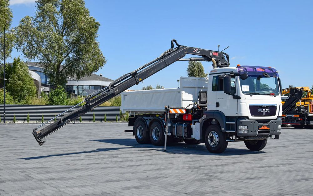MAN TGS 33.360 / 6x4 / HDS HIAB 122 E-2 HIDUO / STEROWANIE RADIOWE / WYWROTKA / HYDROBURTA / AUTOMAT / KLIMA / TEMPOMAT / KAMERA COFANIA / SPROWADZONY - Camião basculante: foto 3 MAN TGS 33.360 / 6x4 / HDS HIAB 122 E-2 HIDUO / STEROWANIE RADIOWE / WYWROTKA / HYDROBURTA / AUTOMAT / KLIMA / TEMPOMAT / KAMERA COFANIA / SPROWADZONY - Camião basculante: foto 3