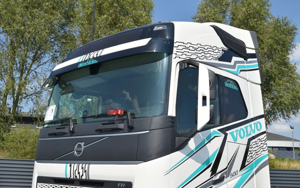 Leasing de  Volvo FH500 / EURO 6 / NOWY MODEL / KLIMATYZACJA POSTOJOWA / ACC / LEDY / 2 ZBIORNIKI / FULL SPILERY / 2023 / NISKI PRZEBIEG / SERWISOWANY / SPROWADZONY Volvo FH500 / EURO 6 / NOWY MODEL / KLIMATYZACJA POSTOJOWA / ACC / LEDY / 2 ZBIORNIKI / FULL SPILERY / 2023 / NISKI PRZEBIEG / SERWISOWANY / SPROWADZONY: foto 9