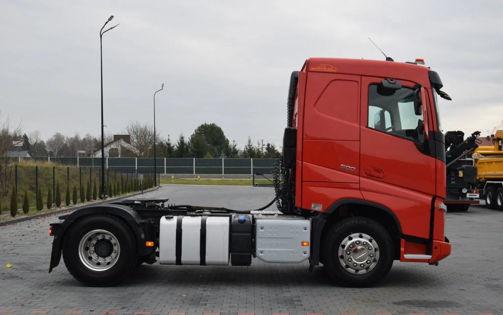 Volvo FH500 / NISKA KABINA / HYDRAULIKA / EURO 6 / ACC / LEDY / ALUFELGI / SERWISOWANY / SPROWADZONY - Tractor: foto 4 Volvo FH500 / NISKA KABINA / HYDRAULIKA / EURO 6 / ACC / LEDY / ALUFELGI / SERWISOWANY / SPROWADZONY - Tractor: foto 4