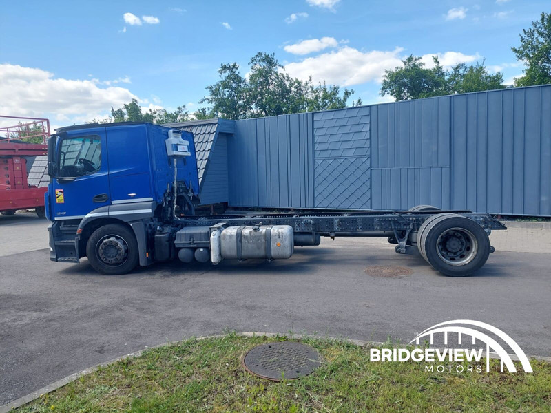 Mercedes-Benz Actros 1843 - Camião chassi: foto 4 Mercedes-Benz Actros 1843 - Camião chassi: foto 4